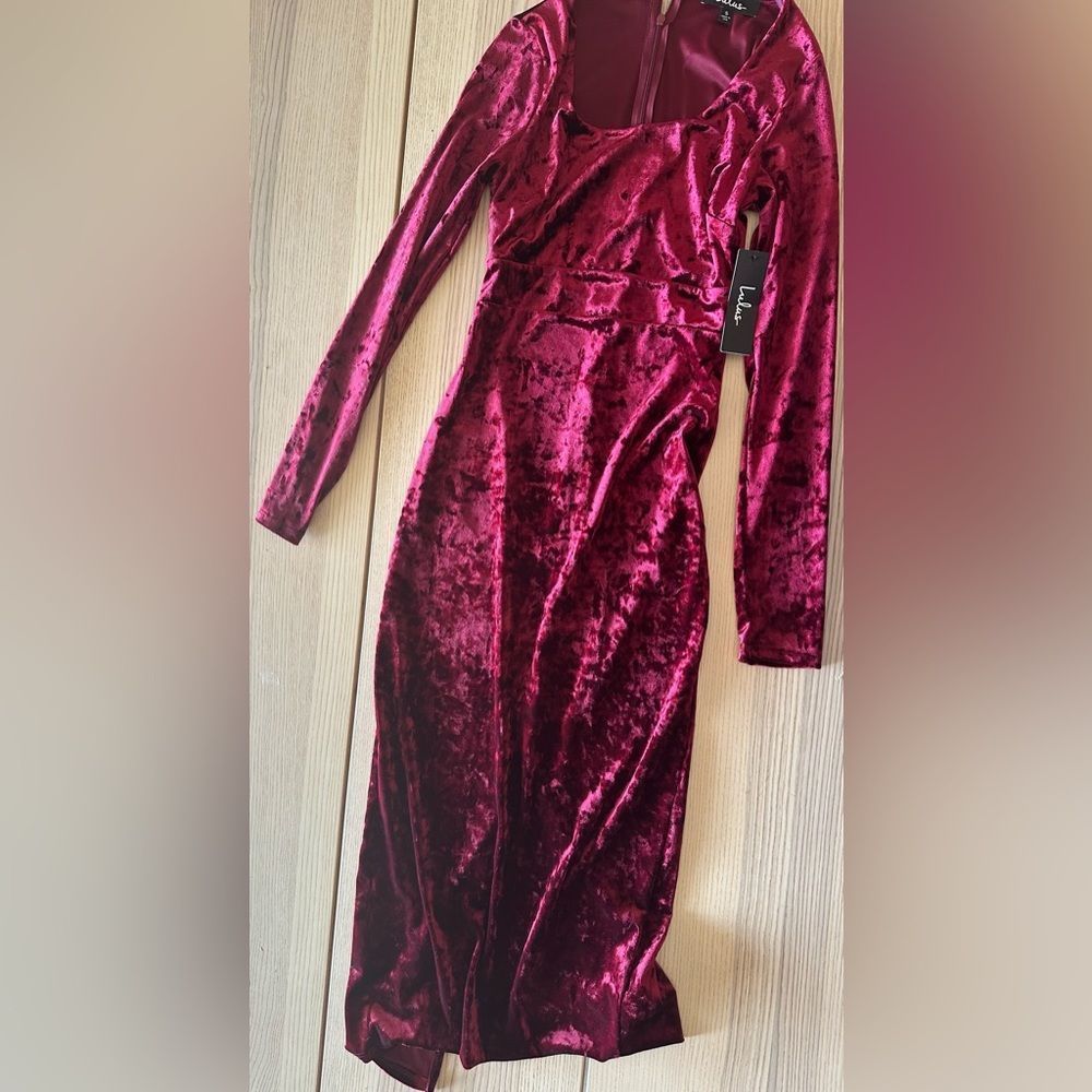 Wore once gorgeous cranberry velvet long sleeve body con dress - small/xs